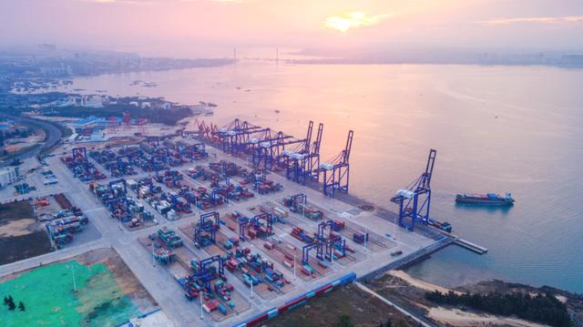 海南省人民政府办公厅公布了日前印发的《海南自由贸易港进一步优化营